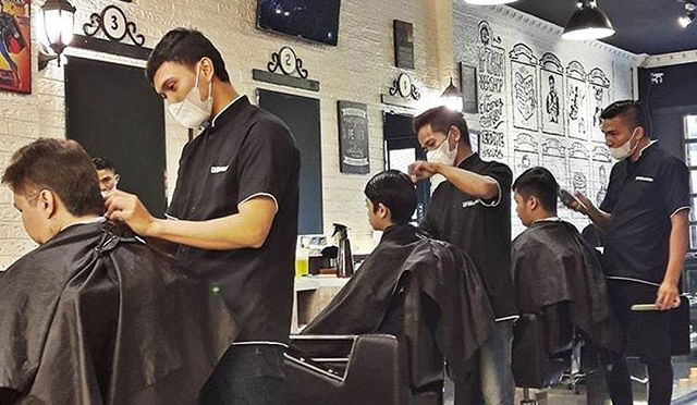 Tangting barberhome online di Surabaya